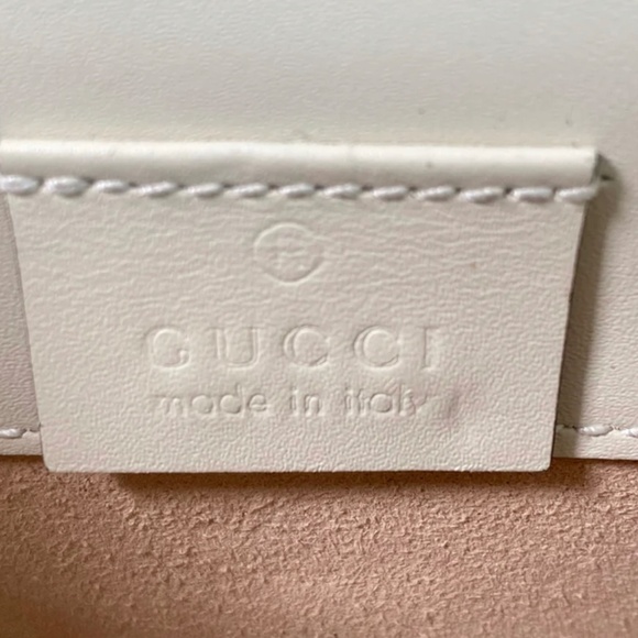 Authentic Gucci White Super Mini Sylvie Crossbody Bag - Picture 7 of 16